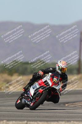 media/Oct-13-2025-Moto Forza (Mon) [[a66d839500]]/4-C Group/Session 3 (Turn 16)/